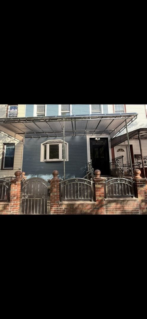 Foto del edificio - 189 Sheridan Ave