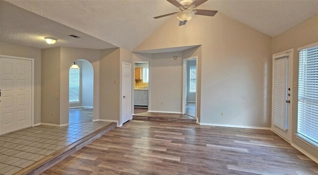 Building Photo - 2120 Zephyr Ln