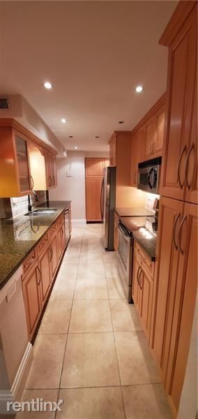 Foto del edificio - 2 br, 2 bath  - 1600 SE 15th St