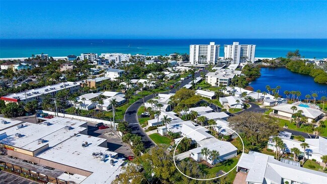 Foto del edificio - 131 Whispering Sands Cir