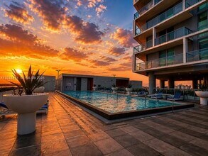 Building Photo - 2000 Metropica Wy