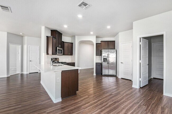 Foto del edificio - 4108 Spur Trail Dr