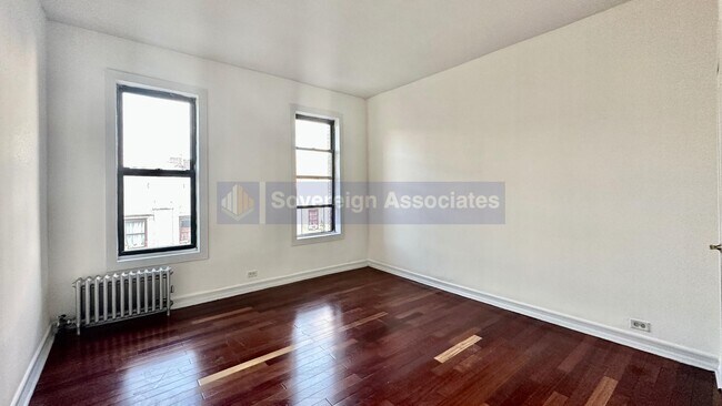 Foto del edificio - 255 Fort Washington Avenue