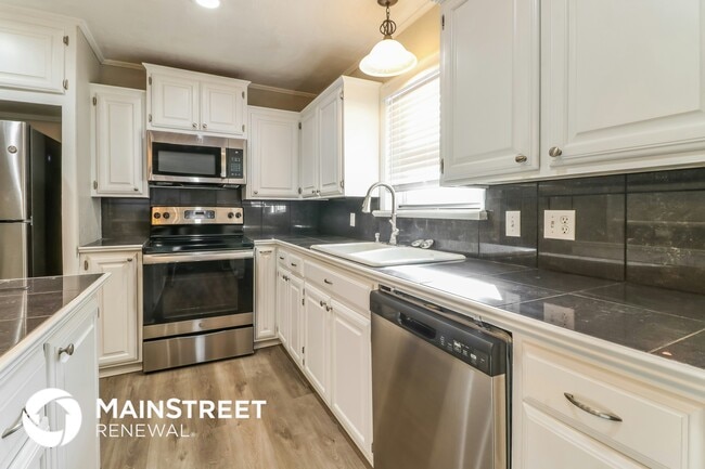 Building Photo - 3439 NW 53rd St