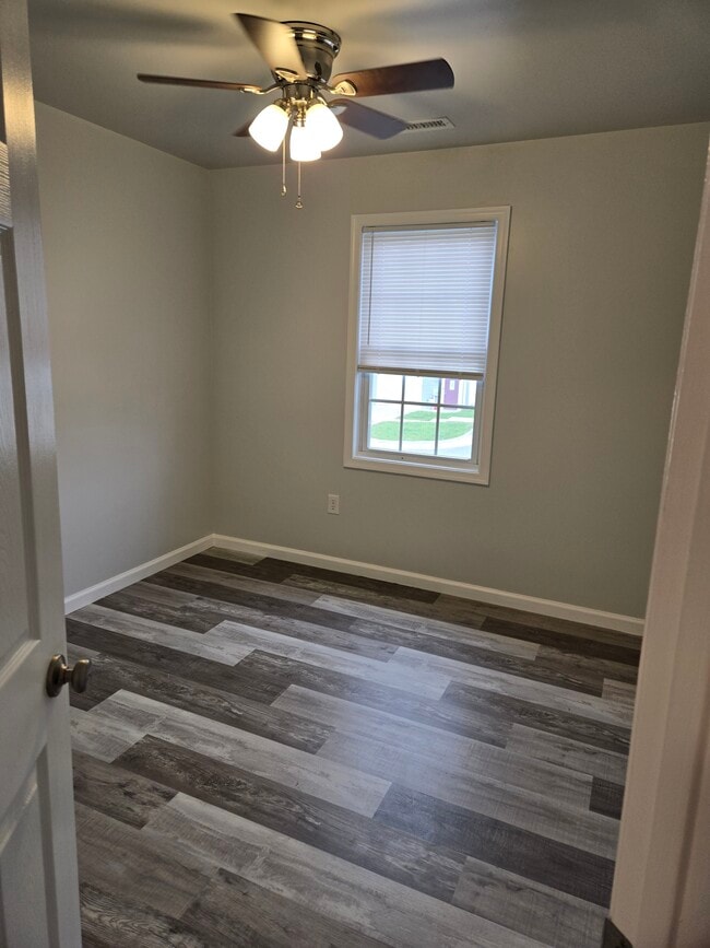 Bedroom 2 - 59 Sopwith Way