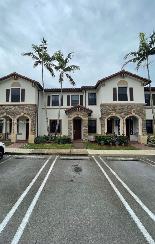 Foto del edificio - 3220 SE 5th St