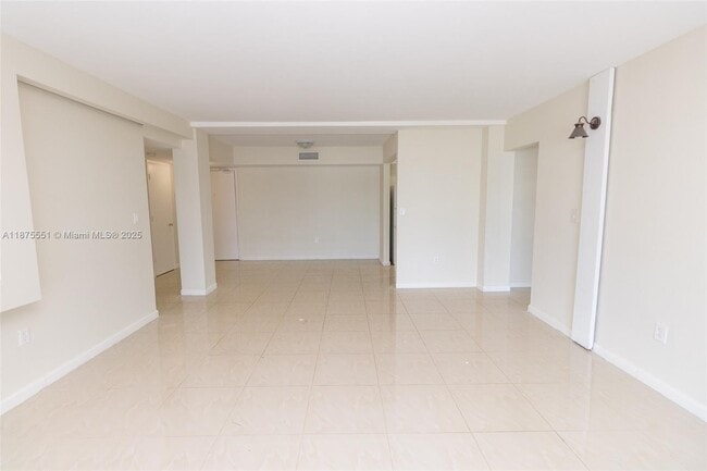 Foto del edificio - 3701 Jackson St
