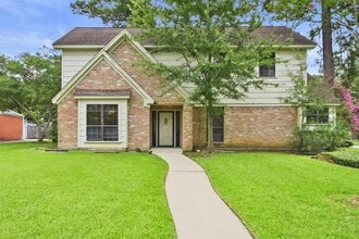 Building Photo - 3735 Pineleaf Dr