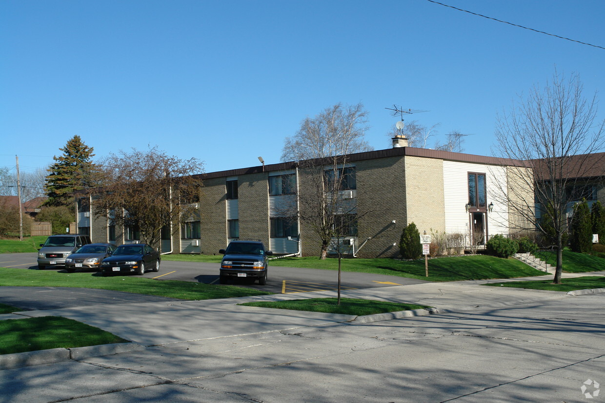 Primary Photo - 2748 N 10th St