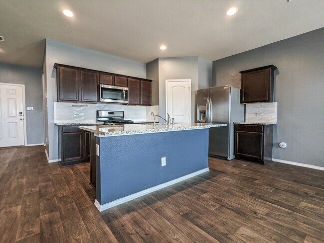 Foto del edificio - 14541 Montclair Way