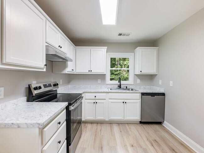 Foto del edificio - 2862 Argyle Dr NW