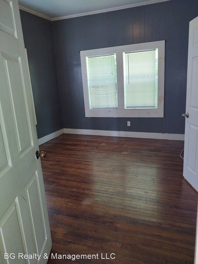 Building Photo - 2 br, 1 bath House - 207 S Bailey
