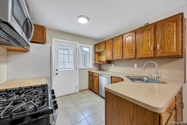 Foto del edificio - 59 Andover Ln