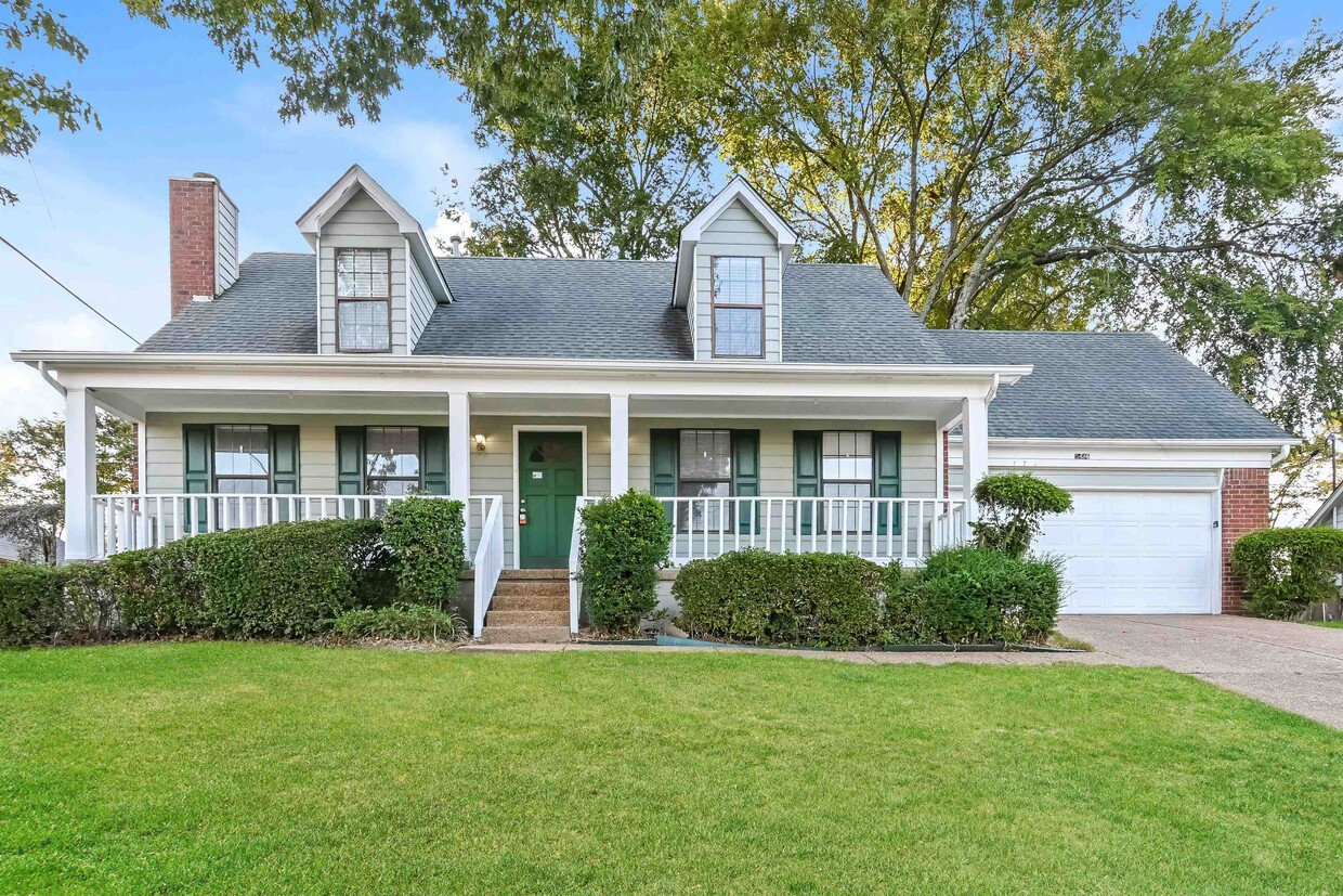 Foto principal - 5486 Harvey Pointe Ln