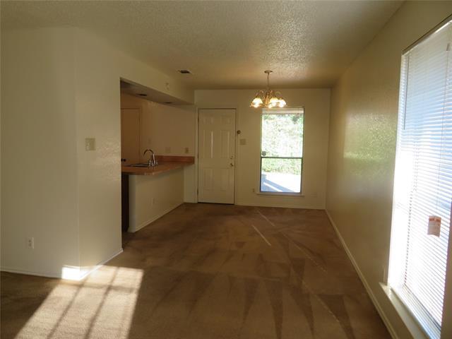 Foto del edificio - 1903 Spindletop Dr