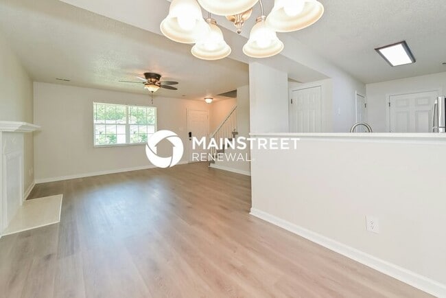 Building Photo - 3 Bedroom Pet-Friendly Home in KNOXVILLE, ...