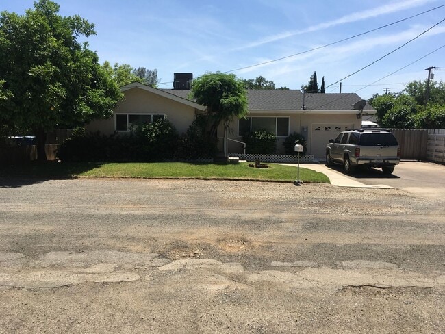 Building Photo - East Redding Home with Garage and Shop!!
