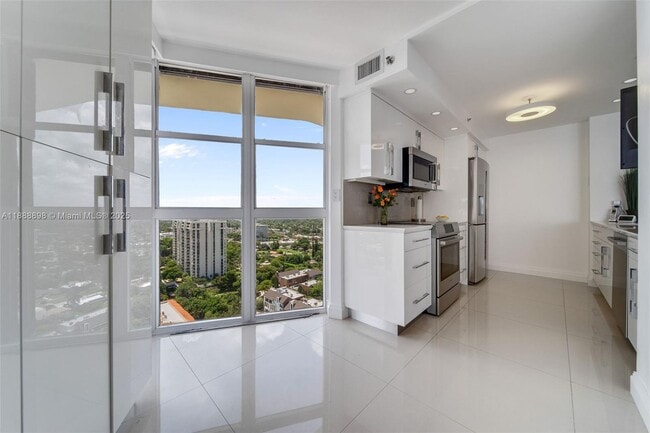 Foto del edificio - 4000 Towerside Terrace