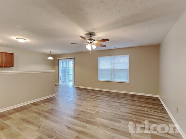 Foto del edificio - 7516 Pipestone Dr