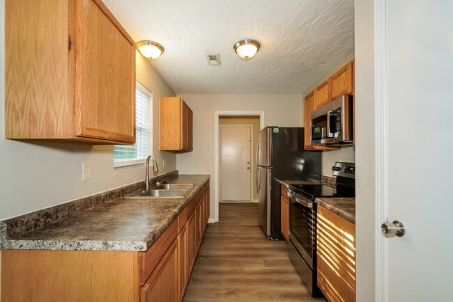 Building Photo - 1150 Mopac Ct