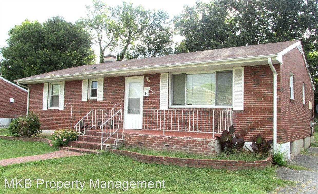 Foto principal - 1537 Golfside Ave NW
