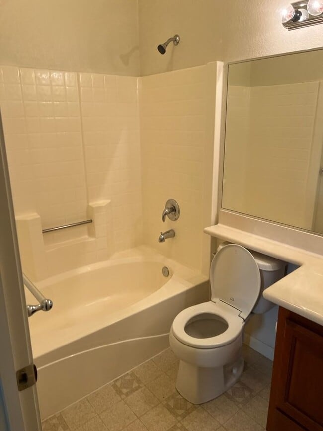 Building Photo - 9632 Spring Breeze Ct