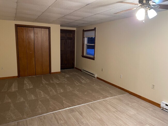 Foto del edificio - 103 Sanderson Dr