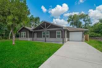 Building Photo - 3514 Fuqua St