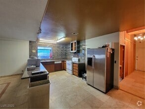 Building Photo - 4723 Desert Vista Rd