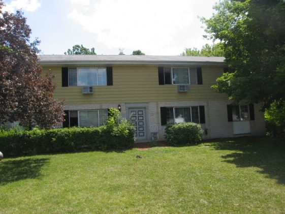 Primary Photo - 717-723 Princeton Ct