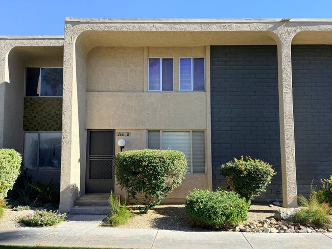 Building Photo - Spacious 3-Bedroom Condo in the Indian Canyon Gardens Community