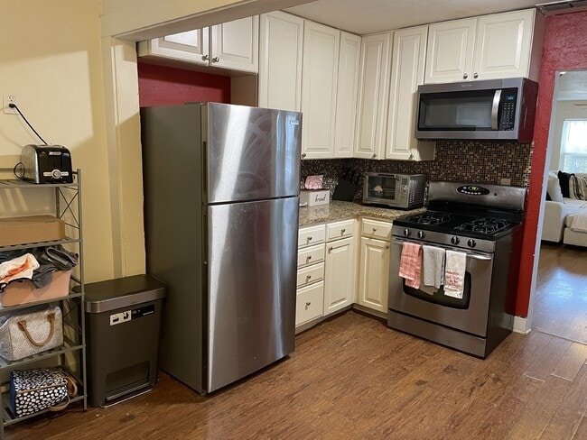 Foto del edificio - 2706 22nd St