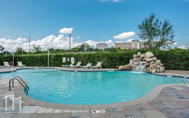 Foto del edificio - 600 13th St E