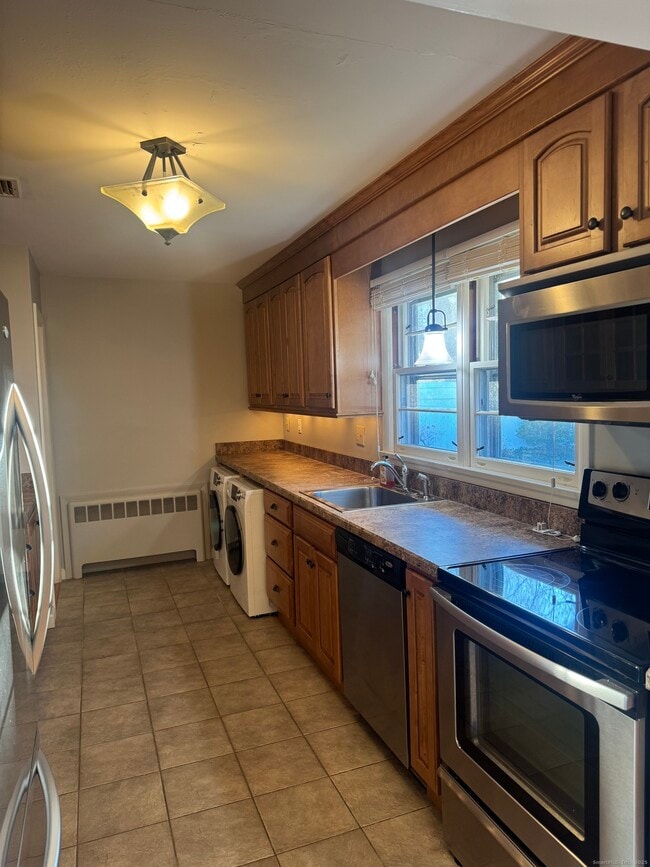 Foto del edificio - 25 Fenwood Rd