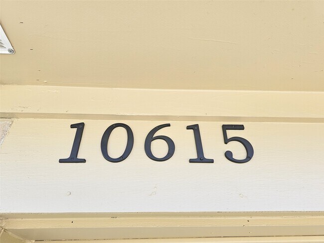 Foto del edificio - 10615 Heatherford Dr