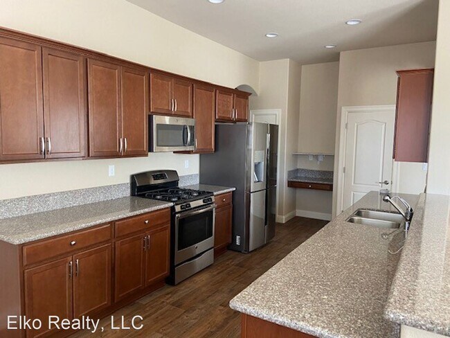Building Photo - 4 br, 2 bath House - 143 Nelly Circle