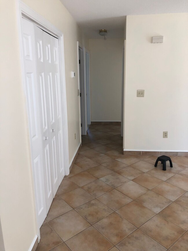Foto del edificio - 514 Springbrook Cir