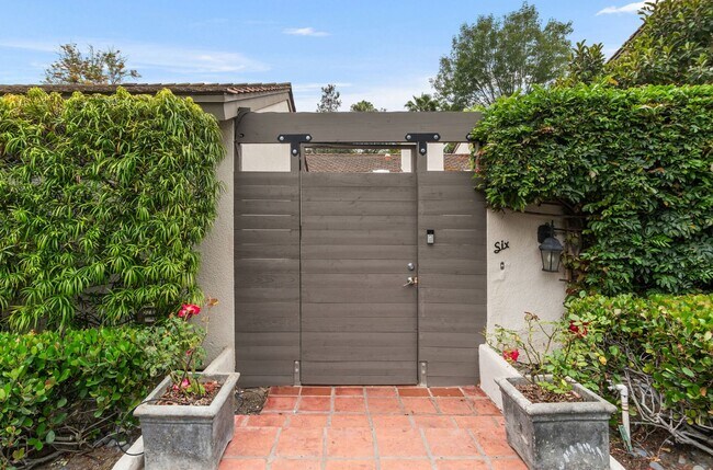 Foto del edificio - Gorgeous Rancho Santa Fe Covenant Condo!