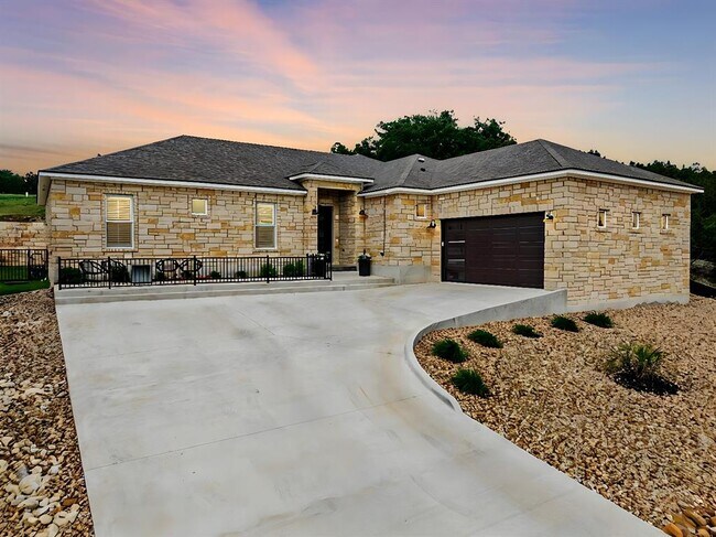 Building Photo - 4107 Rockwood Dr