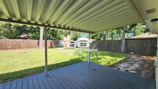 Building Photo - 223 Sycamore Dr