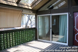 Foto del edificio - 11815 Vance Jackson Rd