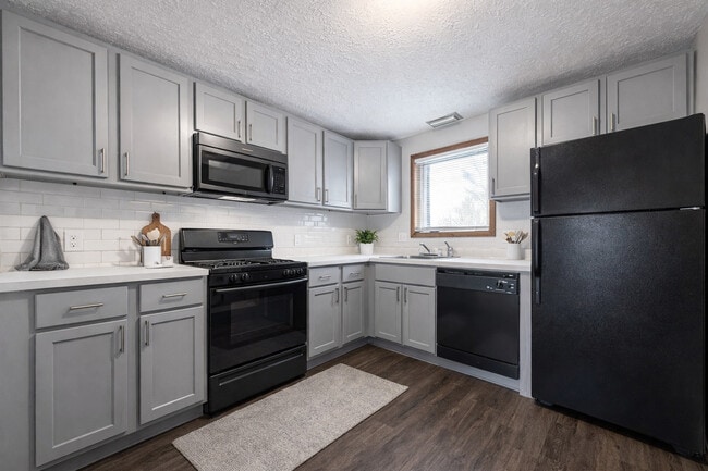 Foto del edificio - Ashwood Townhomes