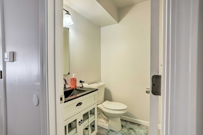 Foto del edificio - 6832 Woodmeadow Dr