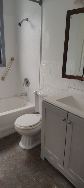 Building Photo - 701 Pemberton Pl