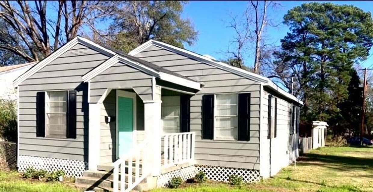 Primary Photo - 3925 St Vincent Ave