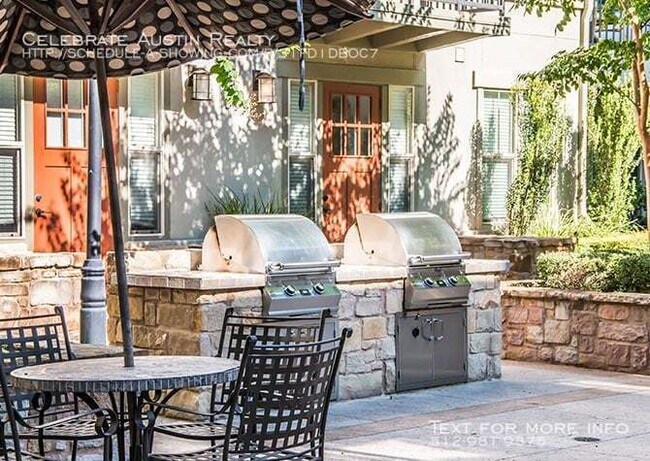 Foto del edificio - Post West