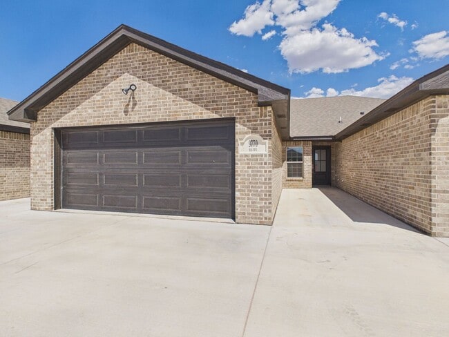 Building Photo - 9770 Elite St