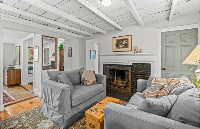 Living room - 1146 Massachusetts Ave