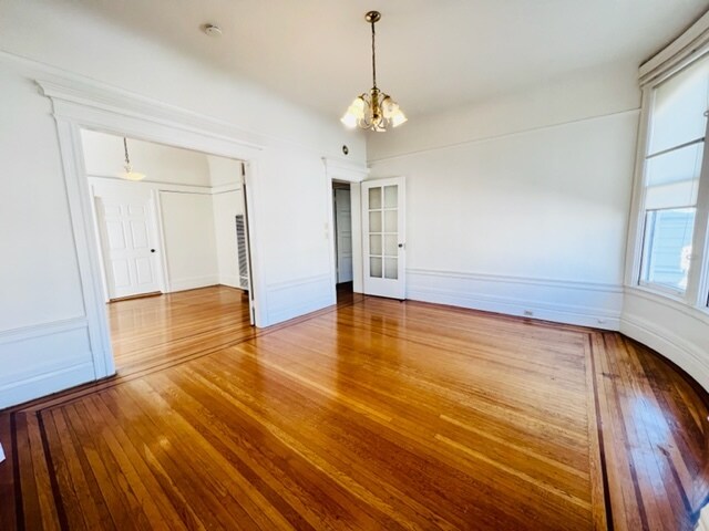 Primary Photo - 2433 Franklin St