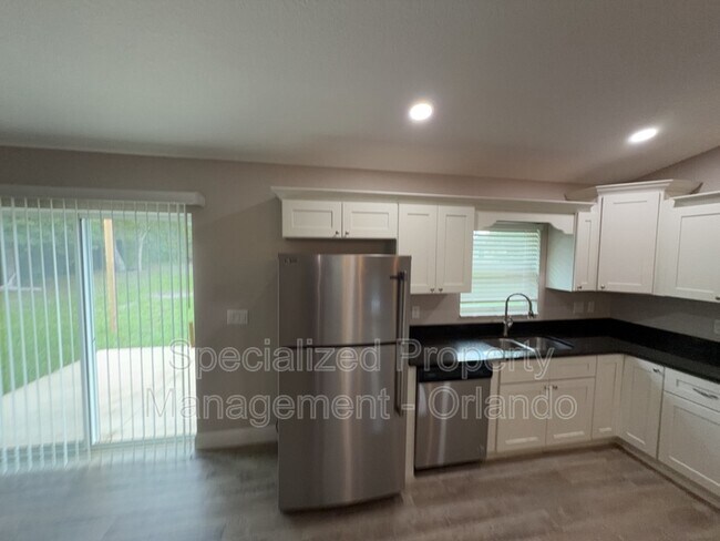 Foto del edificio - 2854 W Edison Pl